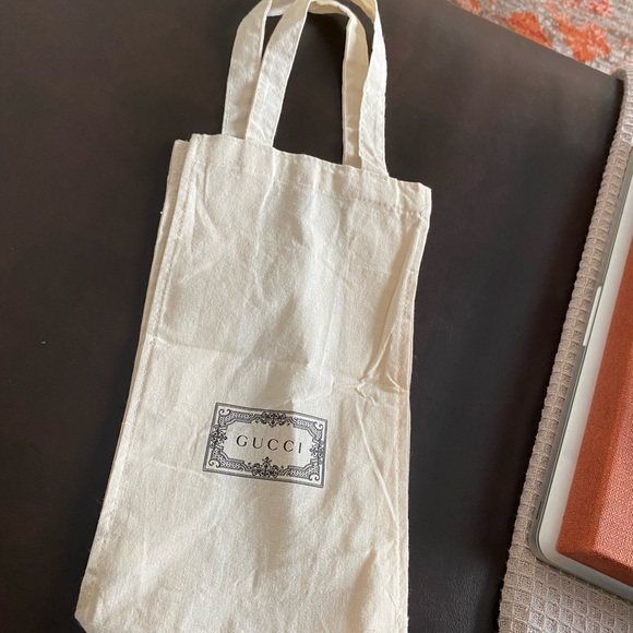 Authentic Gucci canvas tote - Picture 2 of 2